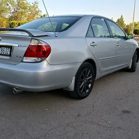 Toyota Camry 2004