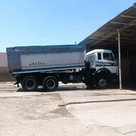 Mercedes-Benz ACTROS 3331 2012