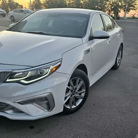 Kia Optima 2020
