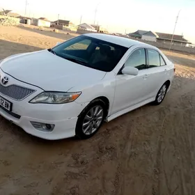 Toyota Camry 2010