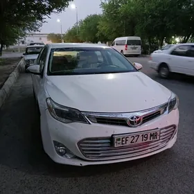Toyota Avalon 2013