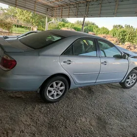 Toyota Camry 2005