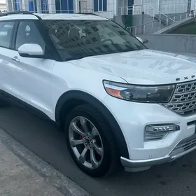 Ford Explorer 2020