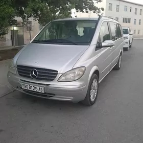 Mercedes-Benz Viano 2005