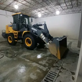 XCMG LW300F 2020