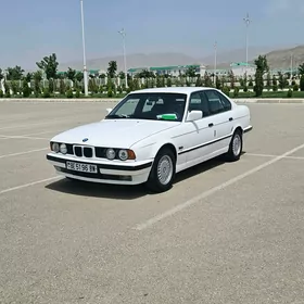 BMW 525 1990