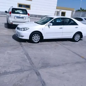 Toyota Camry 2004