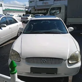Hyundai Sonata 2000