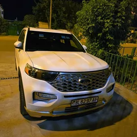 Ford Explorer 2021