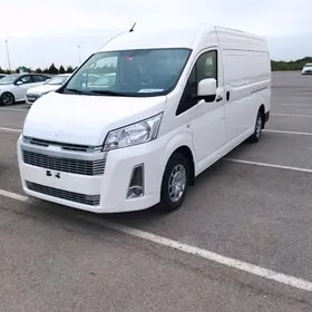 Toyota Hiace 2020