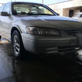 Toyota Camry 1997