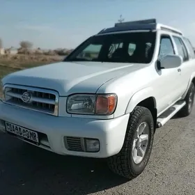 Nissan Pathfinder 2002