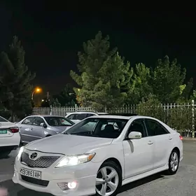 Toyota Camry 2010