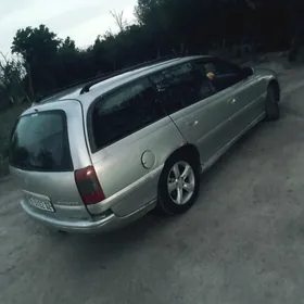 Opel Omega 1995