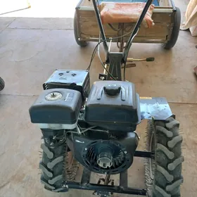 mini traktor