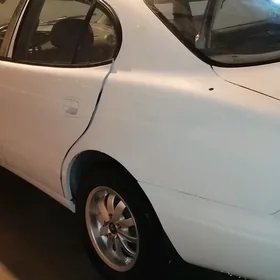 Daewoo Leganza 1997