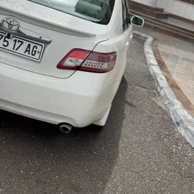 Toyota Camry 2010