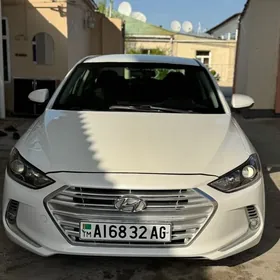 Hyundai Elantra 2018
