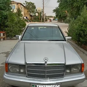 Mercedes-Benz 190E 1990