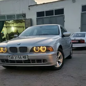 BMW E39 2001