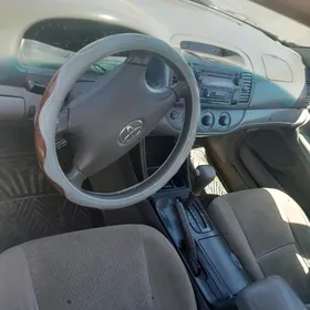 Toyota Camry 2003