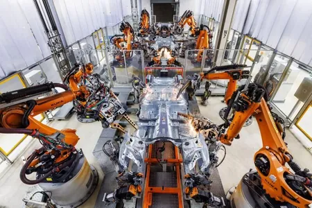 Audi önümçiligi we logistikany kämilleşdirmek üçin EA-ny işjeň ulanyp başlady