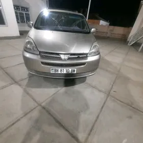 Toyota Sienna 2004