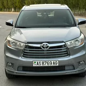 Toyota Highlander 2016