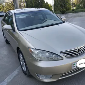 Toyota Camry 2003