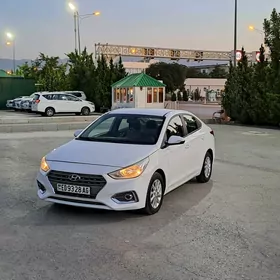 Hyundai Accent 2020