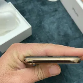 iPhone xs