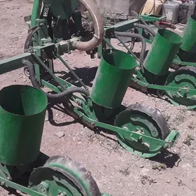 MTZ 80 2002