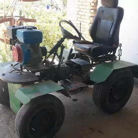 MTZ T-28 2003