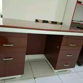 Стол для офиса