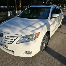 Toyota Camry 2011