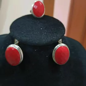 нат камни карал в серебре
