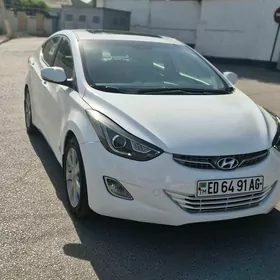 Hyundai Elantra 2012