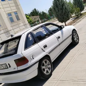 Opel Astra 1992