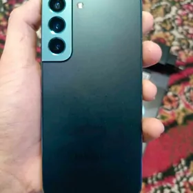 Samsung S22