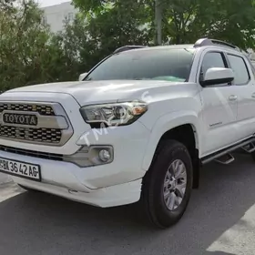 Toyota Tacoma 2019
