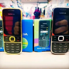 Nokia 2700classic telefon pros