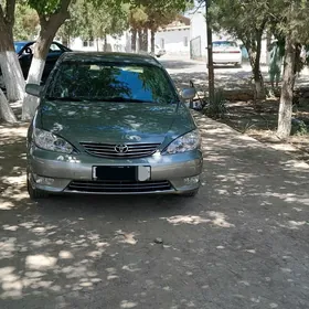 Toyota Camry 2005