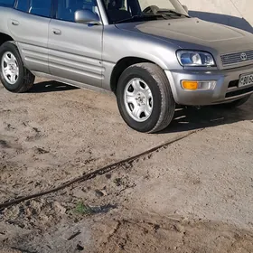 Toyota RAV4 1999