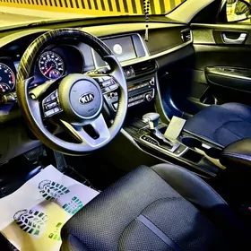 Kia Optima 2019