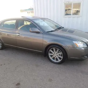 Toyota Avalon 2005