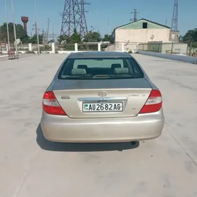 Toyota Camry 2004
