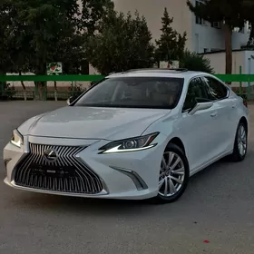 Lexus ES 350 2020