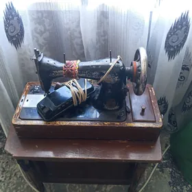 Tikin maşyn  motorly