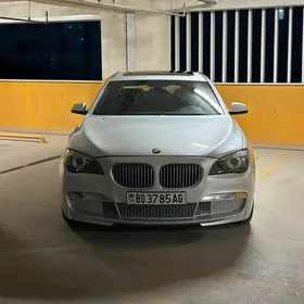 BMW 730 2012