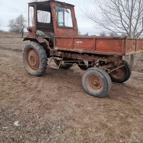 MTZ T-28 1990